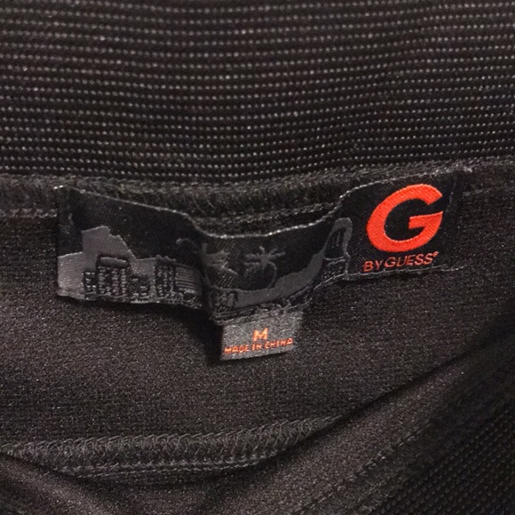 G By Guess Black Glittery Cheetah Print Skirt - Picture 2 of 3